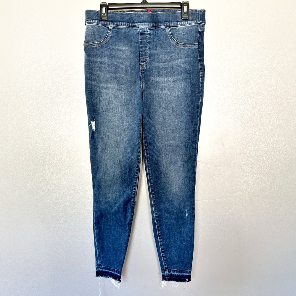 SPANX Pull-On Skinny Ankle Jeans XL Medium Wash Raw Hem Distressed 20203R